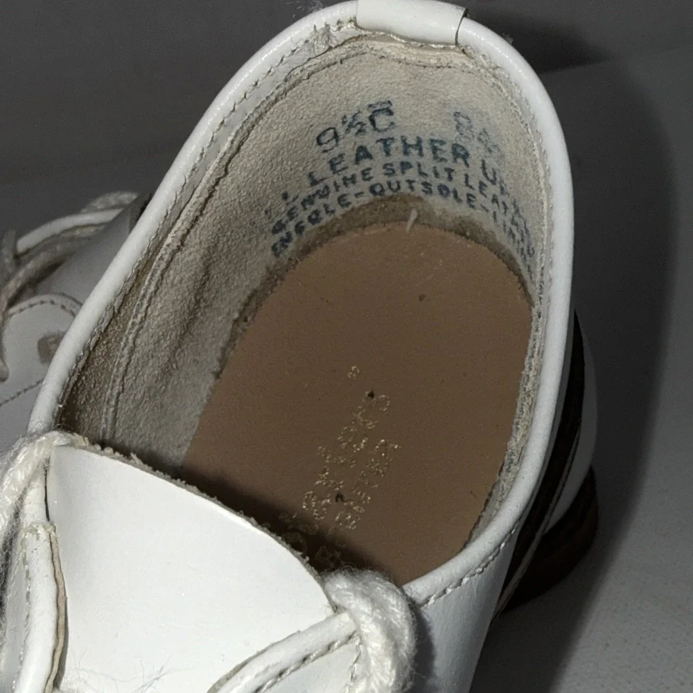 Vintage Self Starters Classic Baby Learning To Walk White‎ Leather Walking Shoes